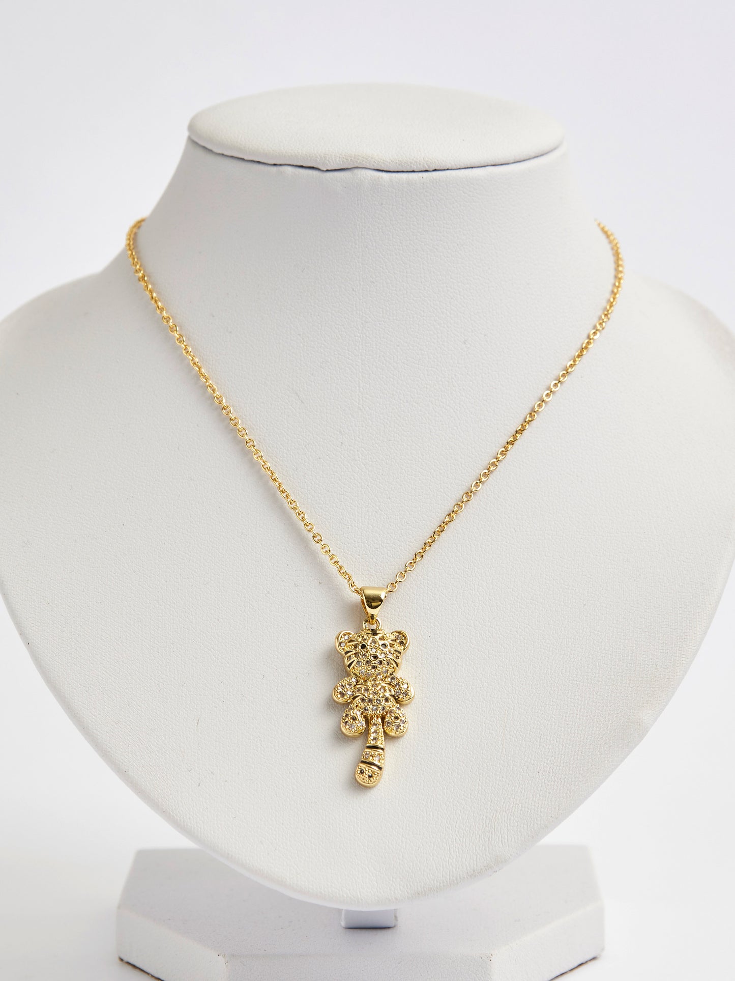 Collar Lion